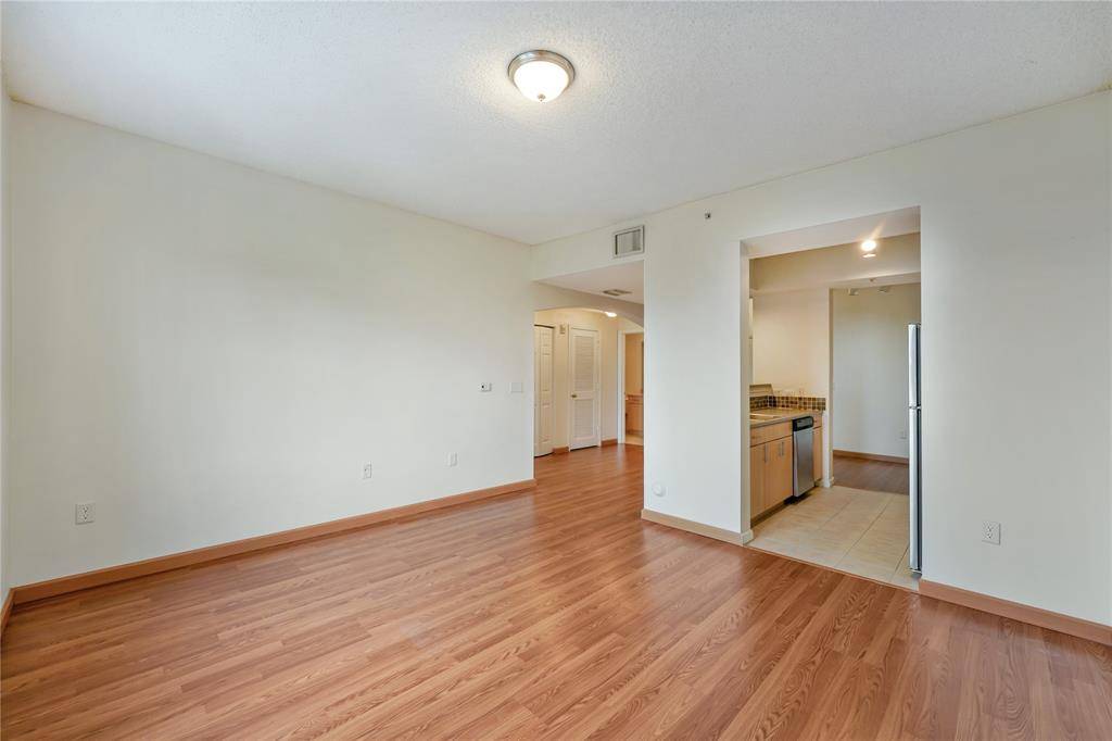 533 NE 3rd Ave #506, Fort Lauderdale, FL 33301