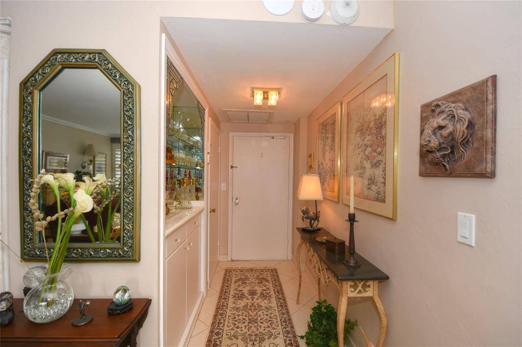 Fort Lauderdale, FL 33308,3333 NE 34 #1401
