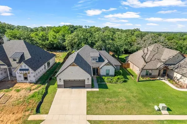 Pilot Point, TX 76258,184 Lakeview Circle