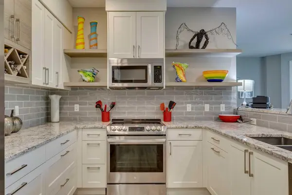 3000 Marda Link SW #153, Calgary, AB T2T 6C8