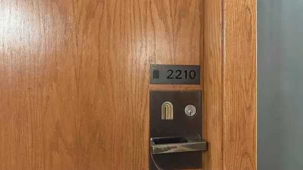 Toronto C14, ON M2N 6H9,65 Spring Garden AVE #2210