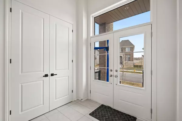 Cobourg, ON K9A 4A1,532 Hornbeck ST