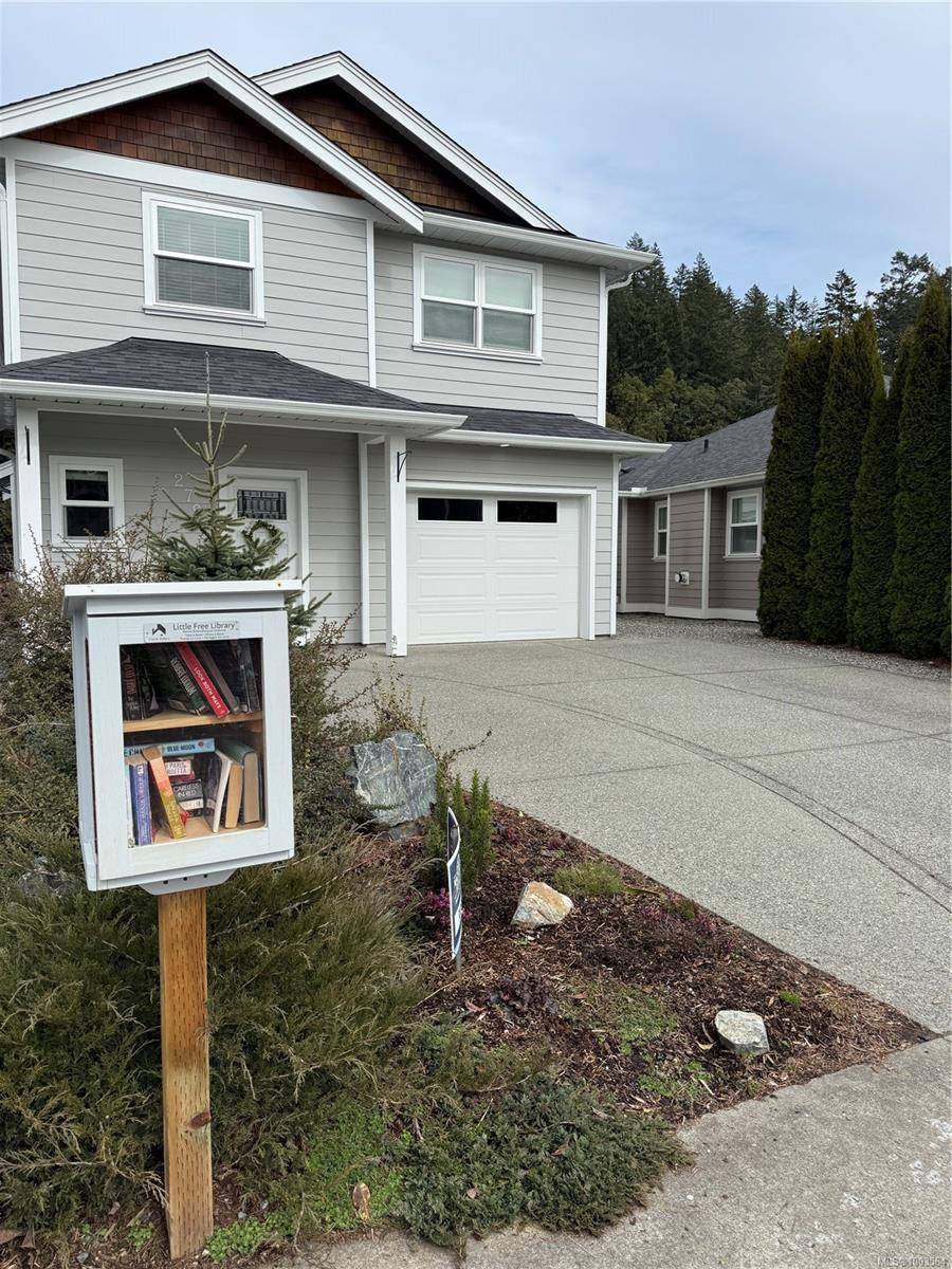 2796 Lake End Rd, Langford, BC V9B 5T5