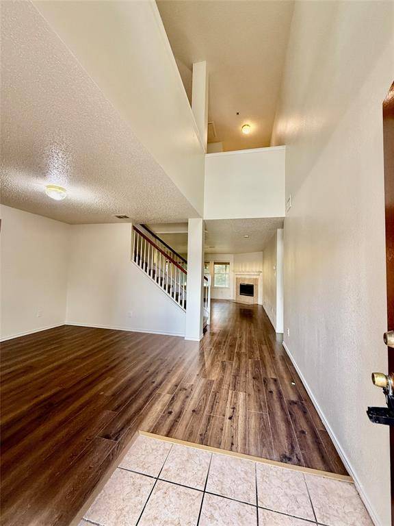Arlington, TX 76002,7121 Lake Hawkins Drive