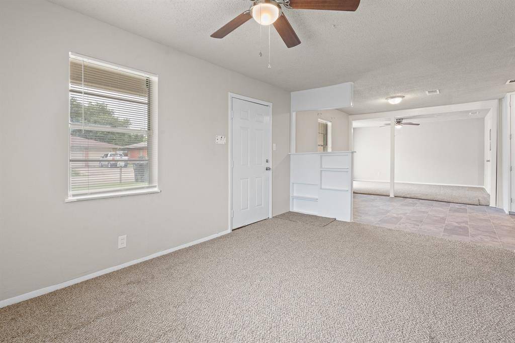 Cleburne, TX 76033,704 Euclid Street