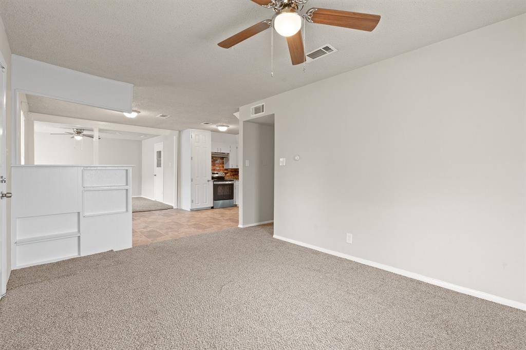 Cleburne, TX 76033,704 Euclid Street