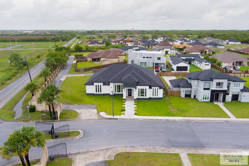 5001 INDIAN SHORE DR., Brownsville, TX 78526