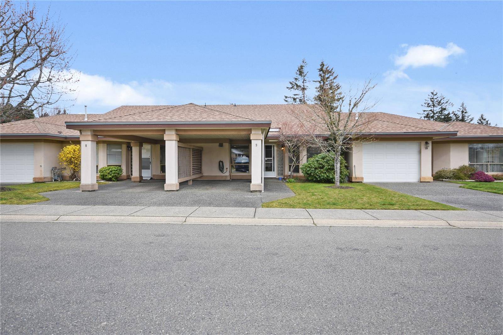 310 Pym St #9, Parksville, BC V9P 2P4