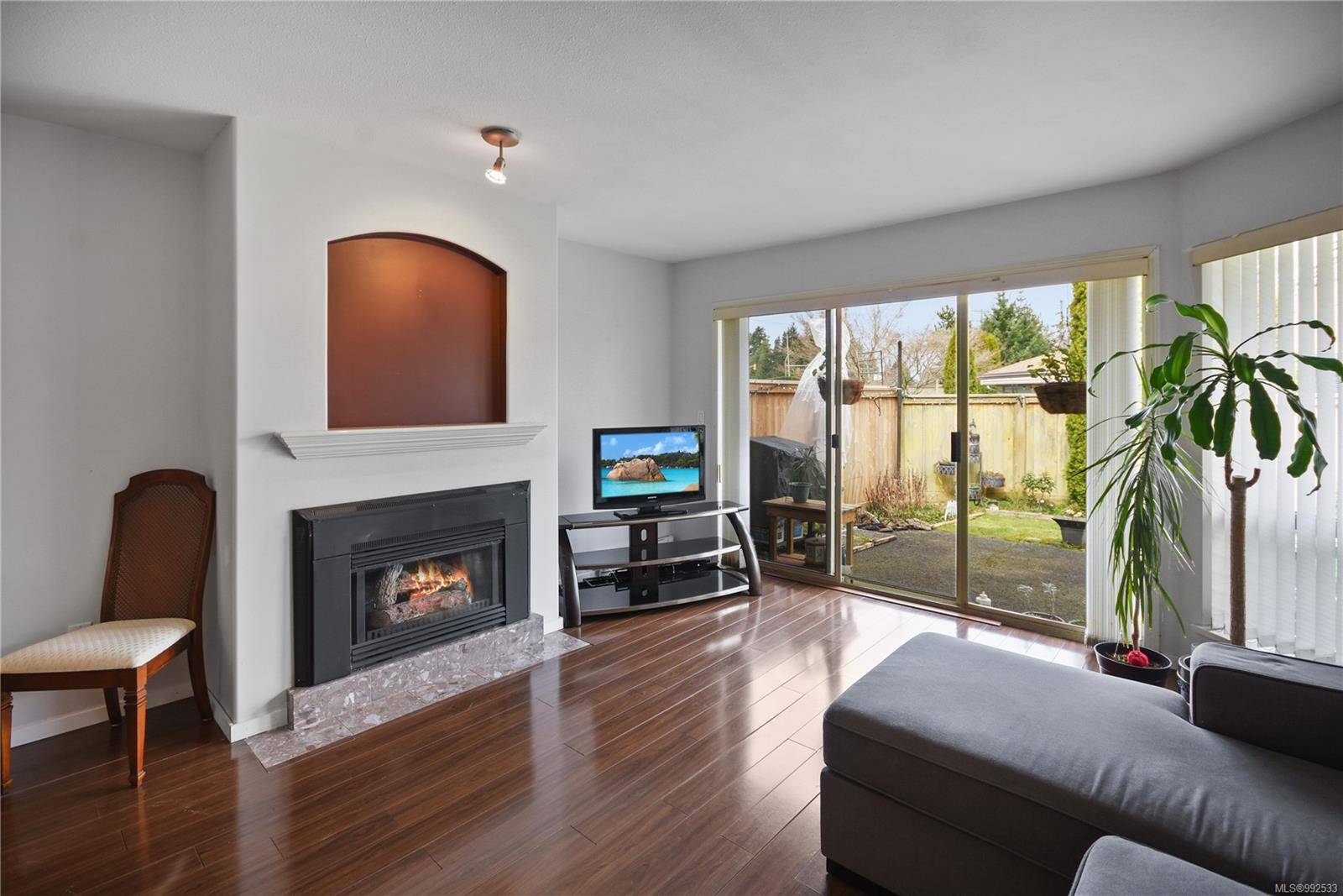 Parksville, BC V9P 2P4,310 Pym St #9