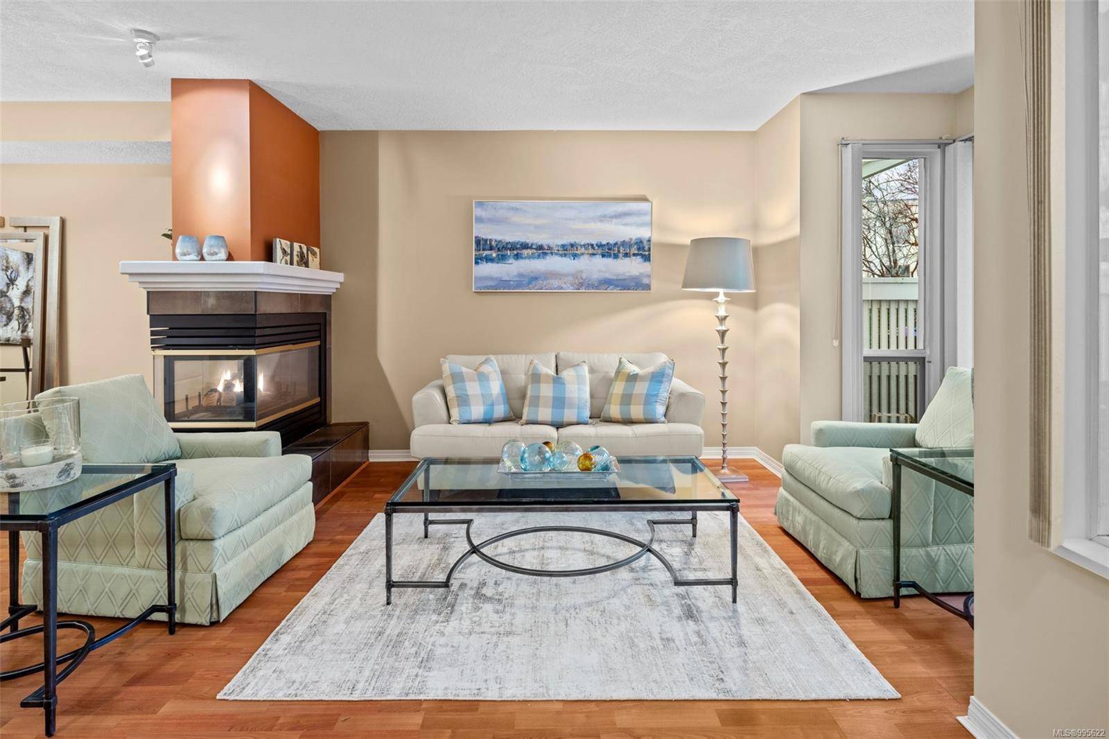 Victoria, BC V8T 5K3,370 Waterfront Cres #5