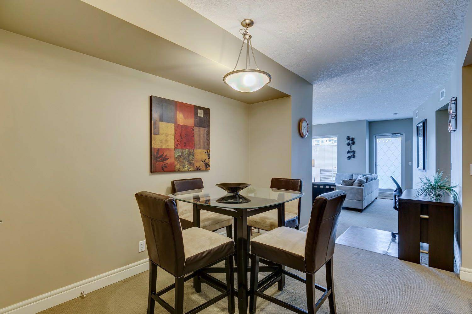 Calgary, AB T2P 5P6,920 5 AVE Southwest #1601
