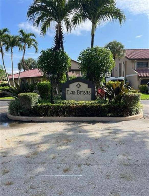 Boca Raton, FL 33433,22028 Las Brisas Cir