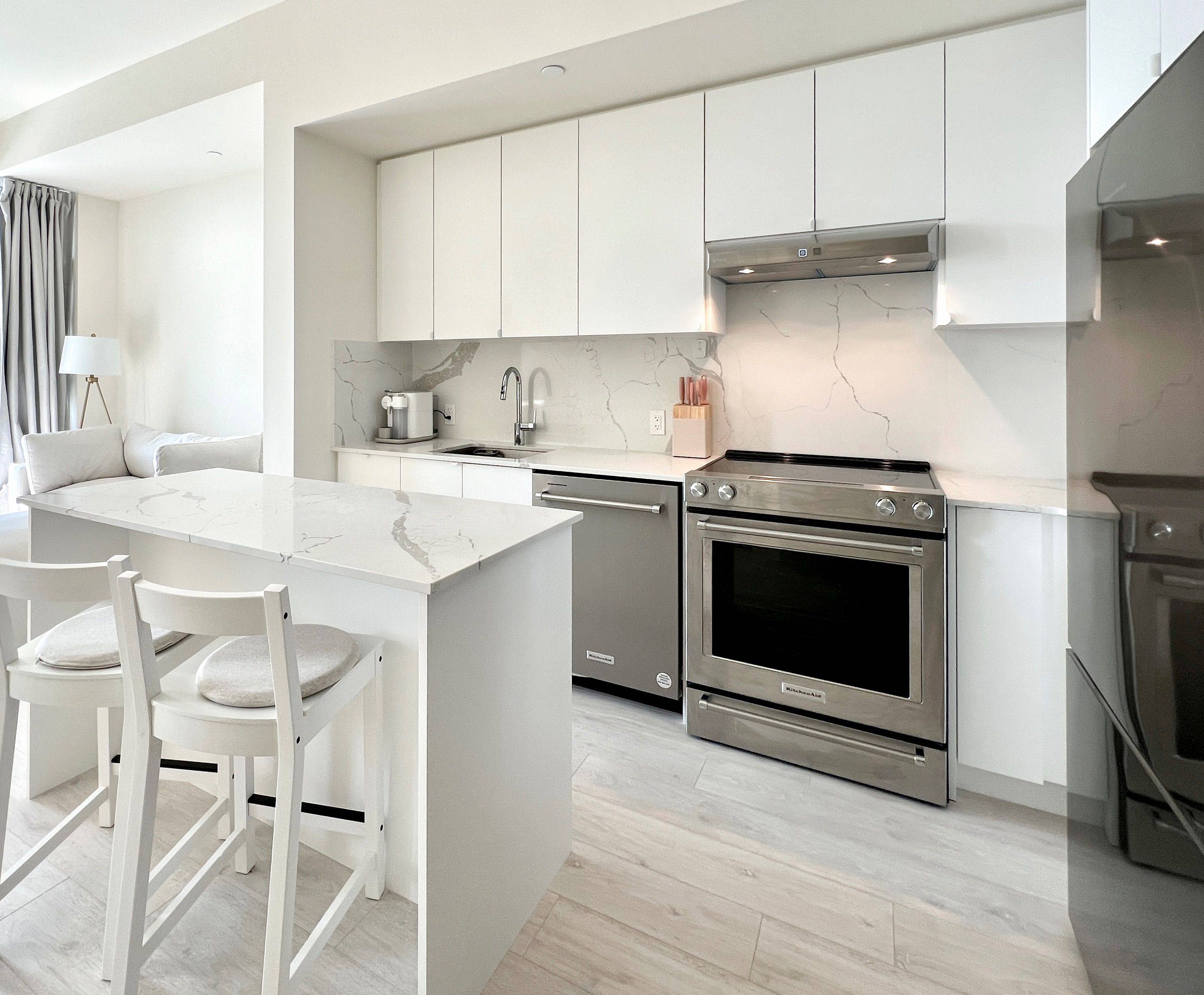 Vaughan, ON L4K 0M6,9000 Jane ST #2306