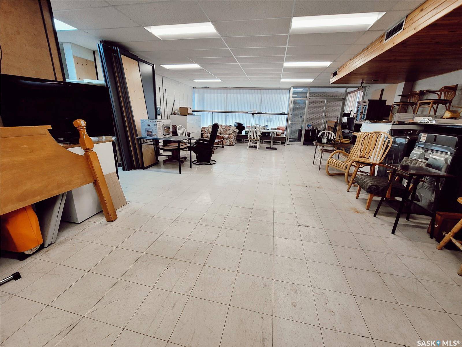 Prince Albert, SK S6V 3E8,68 13th STREET W #FRONT