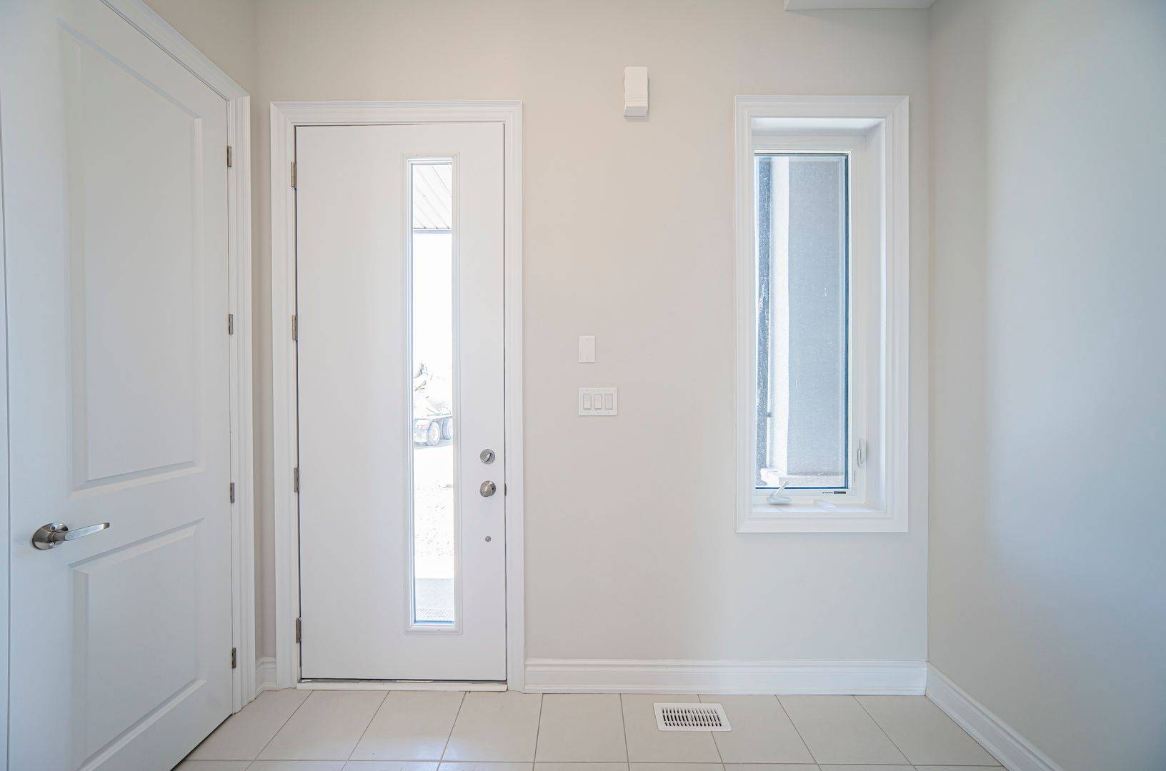 Oakville, ON L6H 7Z3,3031 Perkins WAY