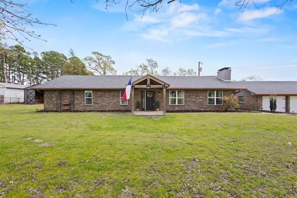 Mount Vernon, TX 75457,2223 Farm Road 115