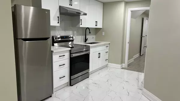 Oshawa, ON L1K 0Y1,1008 Wrenwood DR #(2 Bdrm Unit)