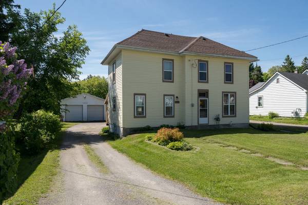 225 St Lawrence ST W, Centre Hastings, ON K0K 2K0