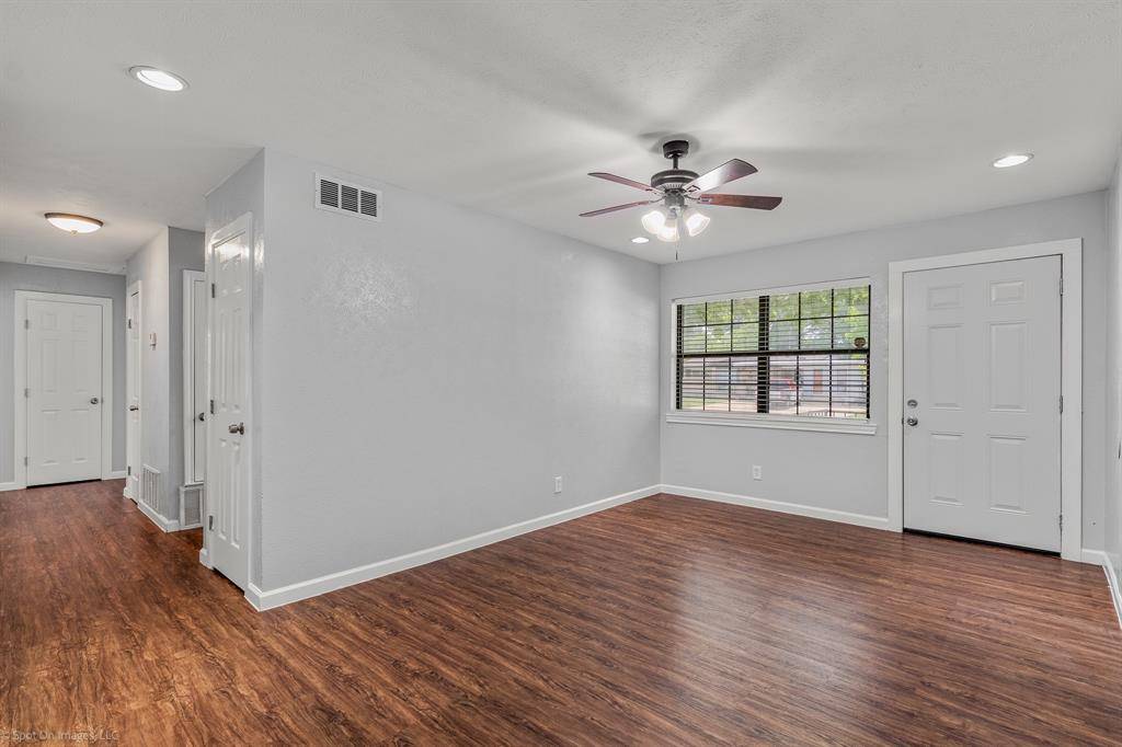 Dallas, TX 75228,2409 Klondike Drive