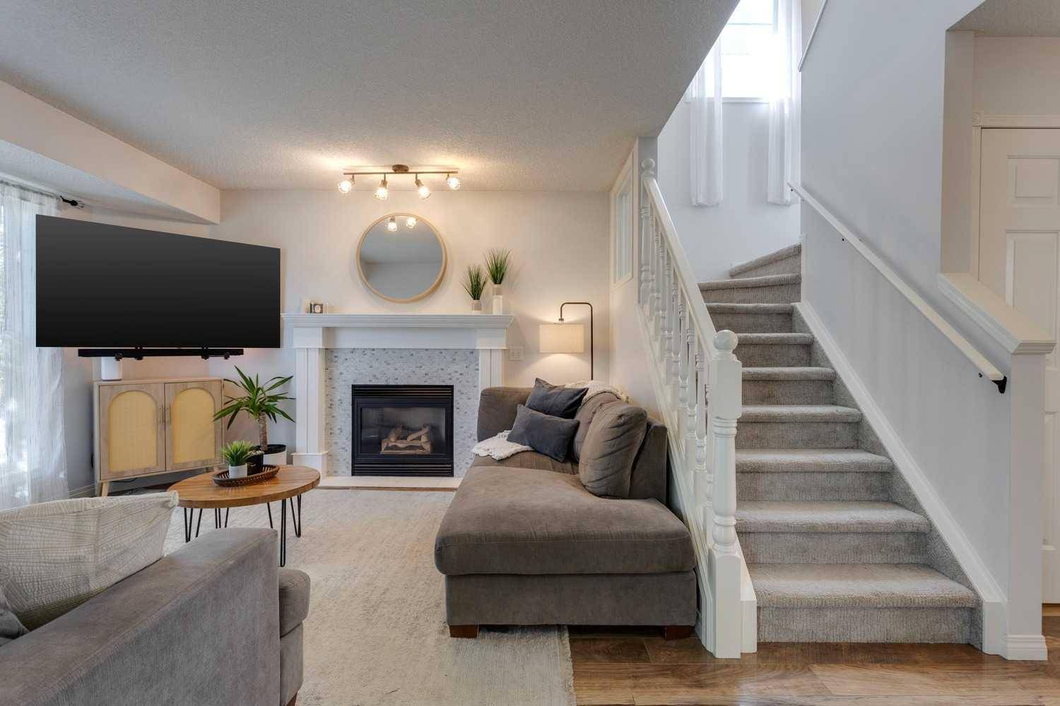 Calgary, AB T3A 5X7,121 Hidden Ranch HL Northwest