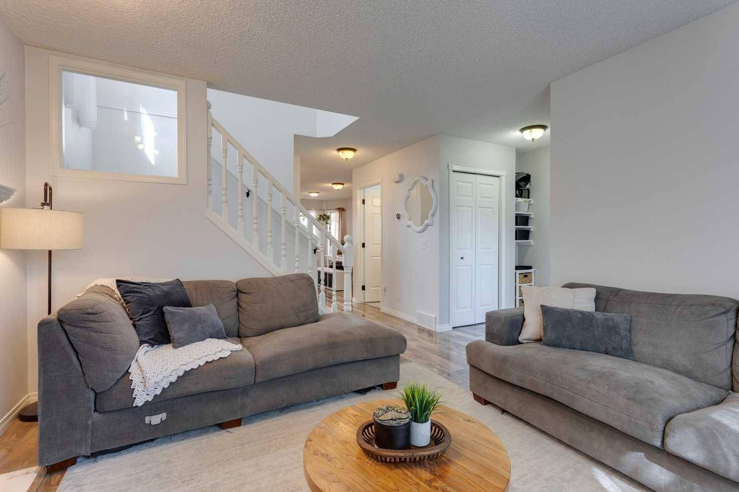 Calgary, AB T3A 5X7,121 Hidden Ranch HL Northwest