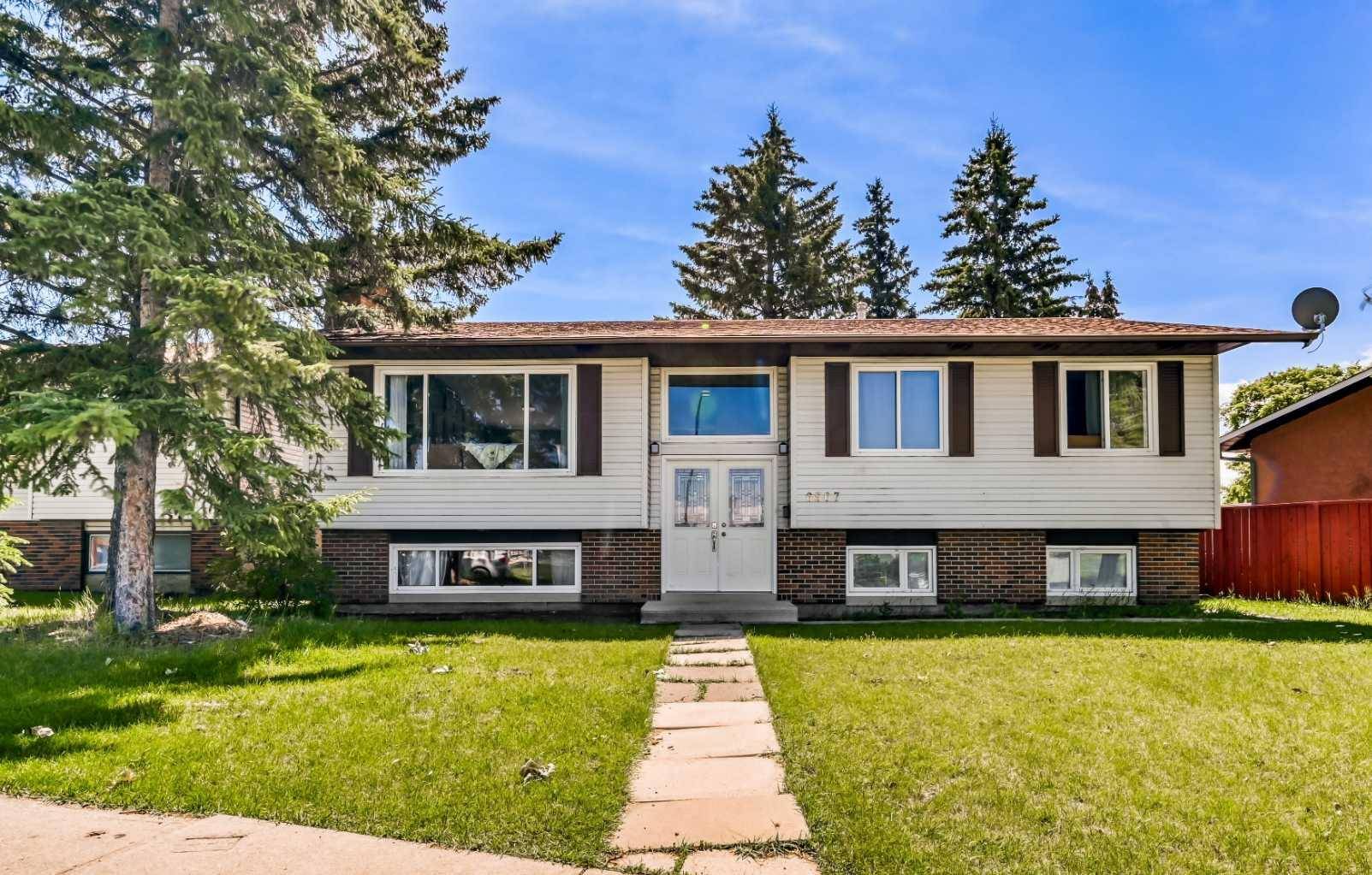 6507 Temple DR Northeast, Calgary, AB T1Y 4R4