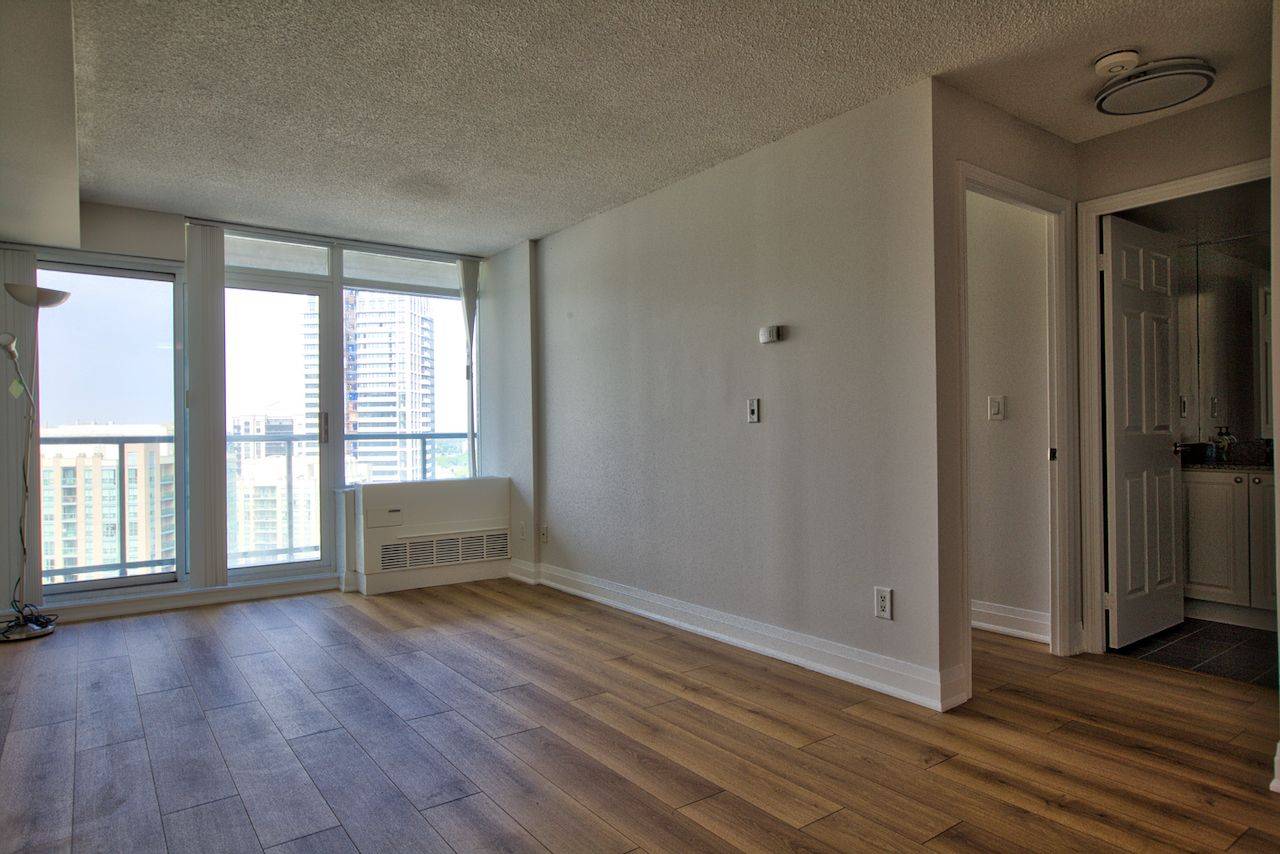 Toronto C07, ON M2N 7L1,5500 Yonge ST #2301