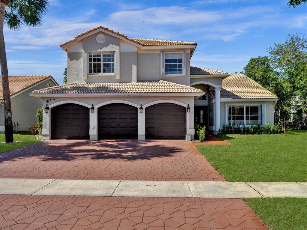 19666 Black Olive Ln, Boca Raton, FL 33498