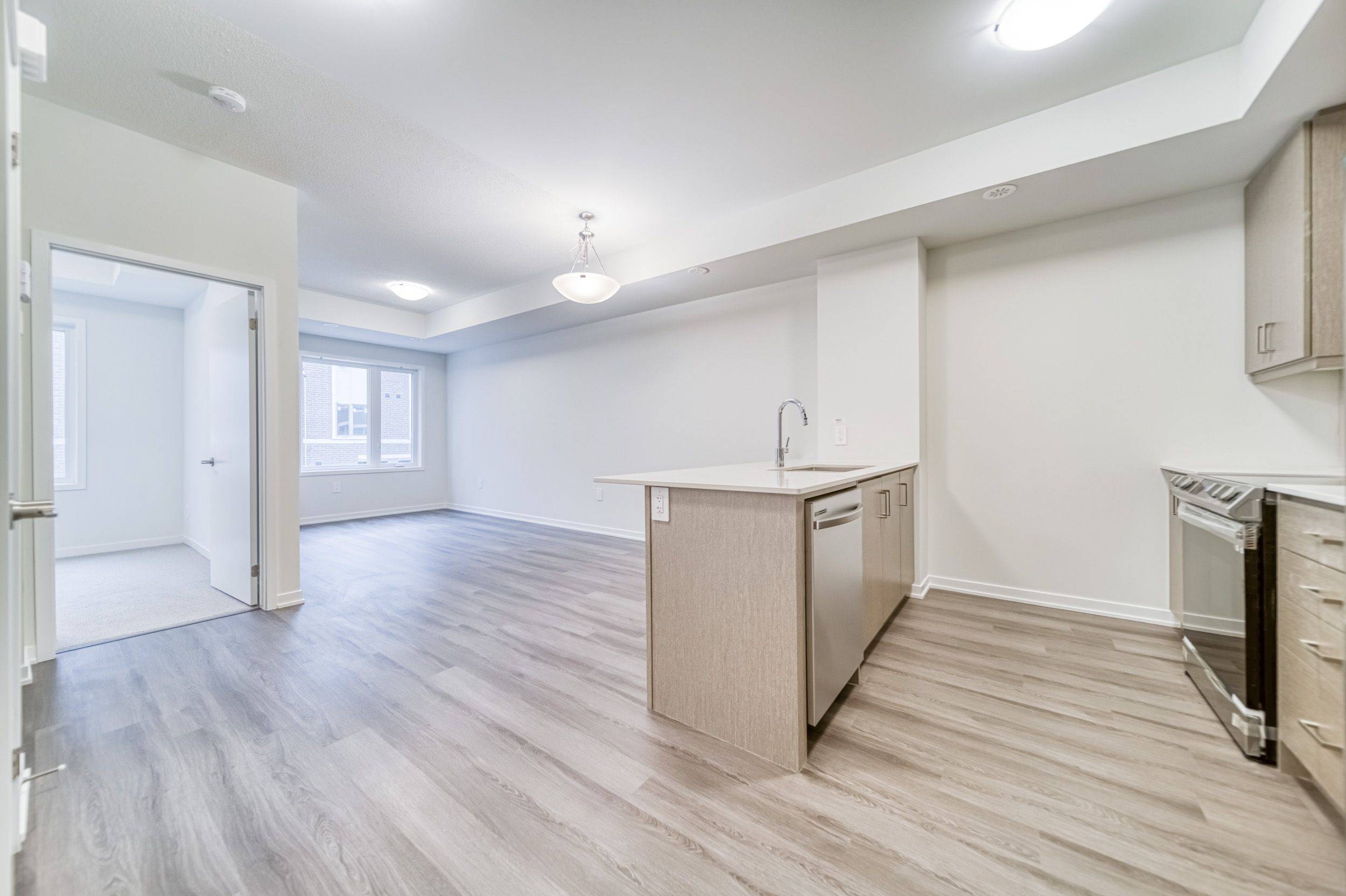Vaughan, ON L4K 0N6,21 Honeycrisp CRES #46