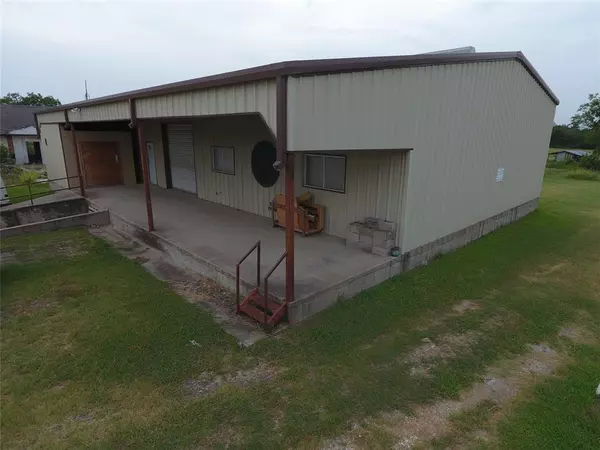Barry, TX 75102,13332 W Fm 744