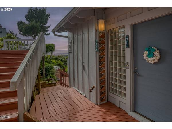 Gleneden Beach, OR 97388,30 BLUFFS CT