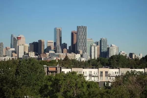 Calgary, AB T2G 1B5,35 Inglewood PARK Southeast #505