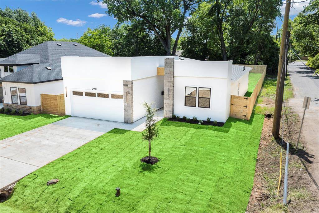 3900 De Maggio Avenue, Dallas, TX 75210
