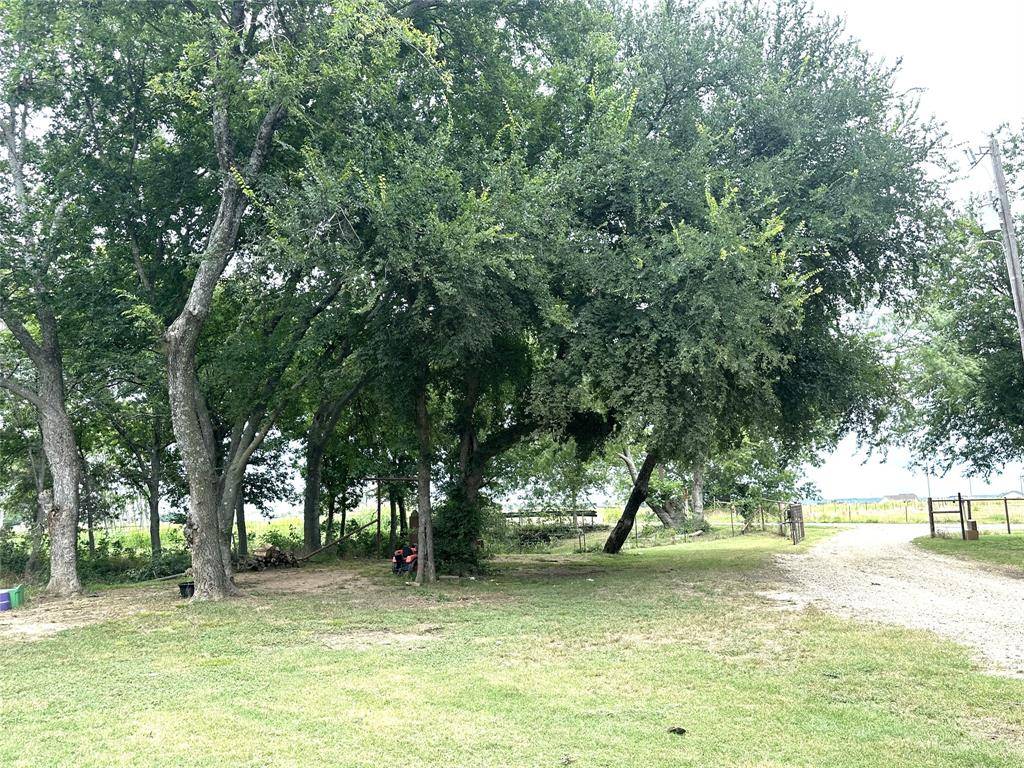 Grandview, TX 76050,13017 County Road 102