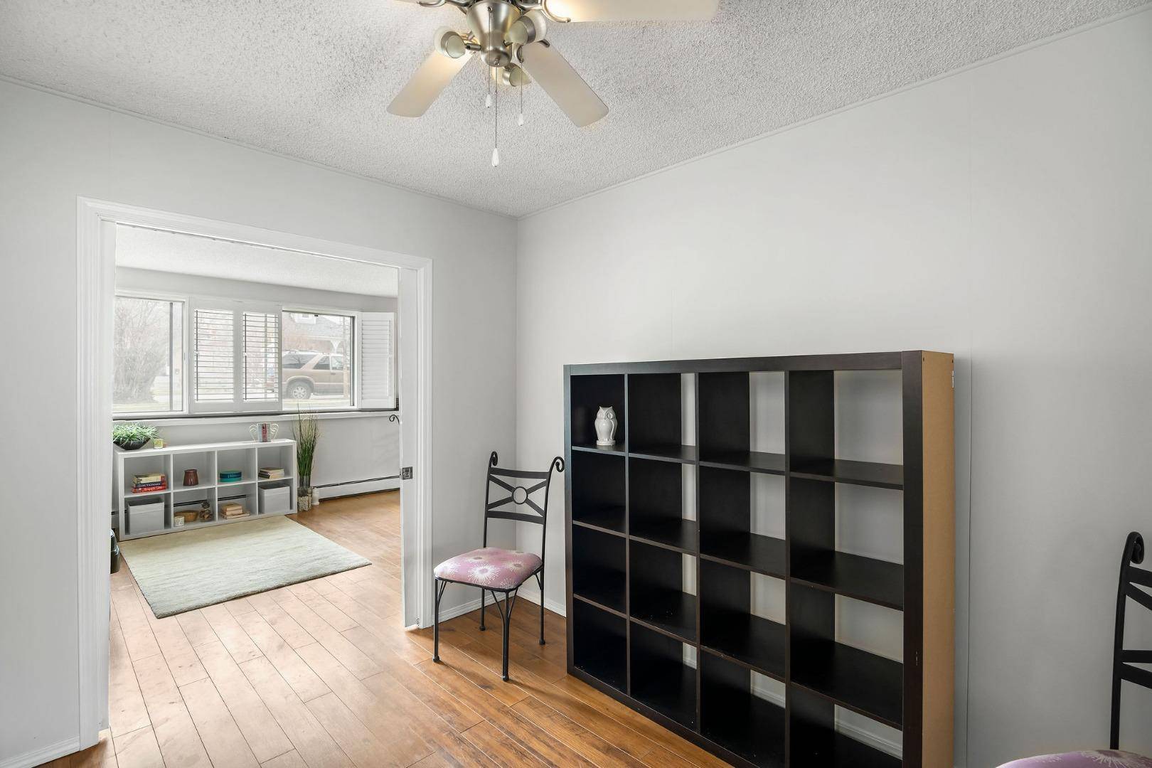 Calgary, AB T2N 0J6,916 3 AVE NW #1