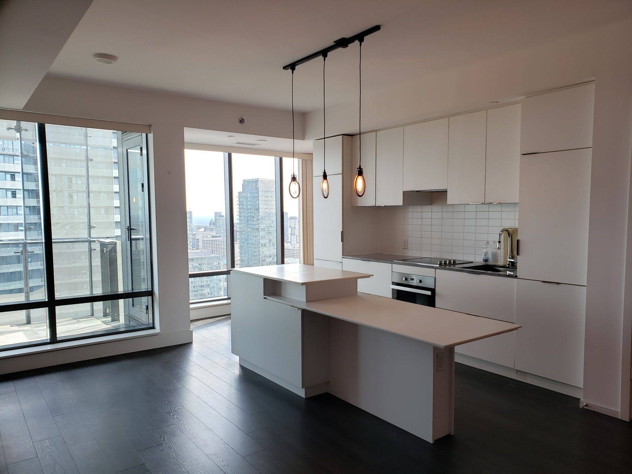 Toronto C01, ON M4Y 1J6,5 St Joseph ST #4304