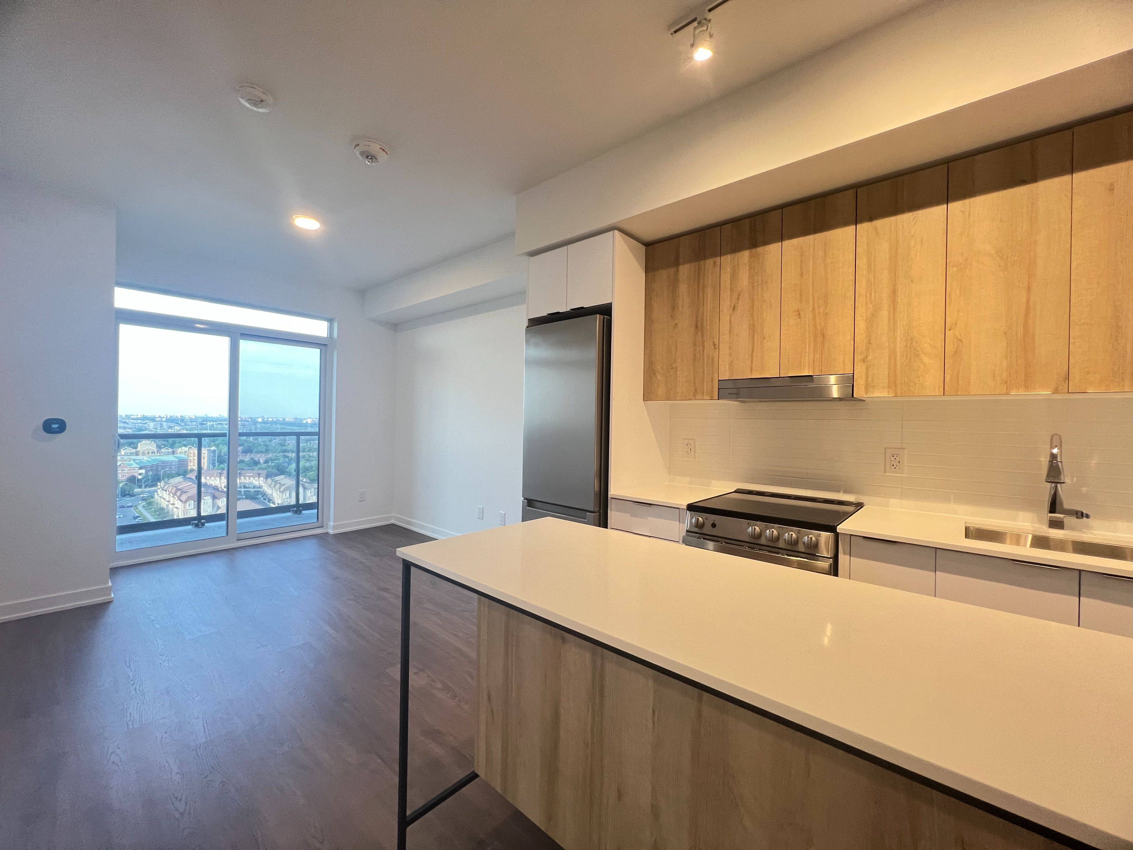 5105 Hurontario ST #1512, Mississauga, ON L4Z 0C9