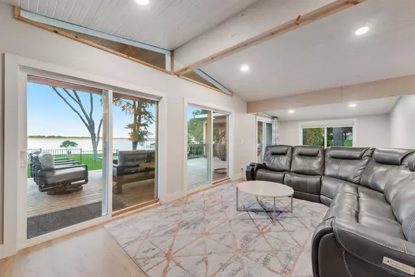 9 Southshore Circle, Star Harbor, TX 75148