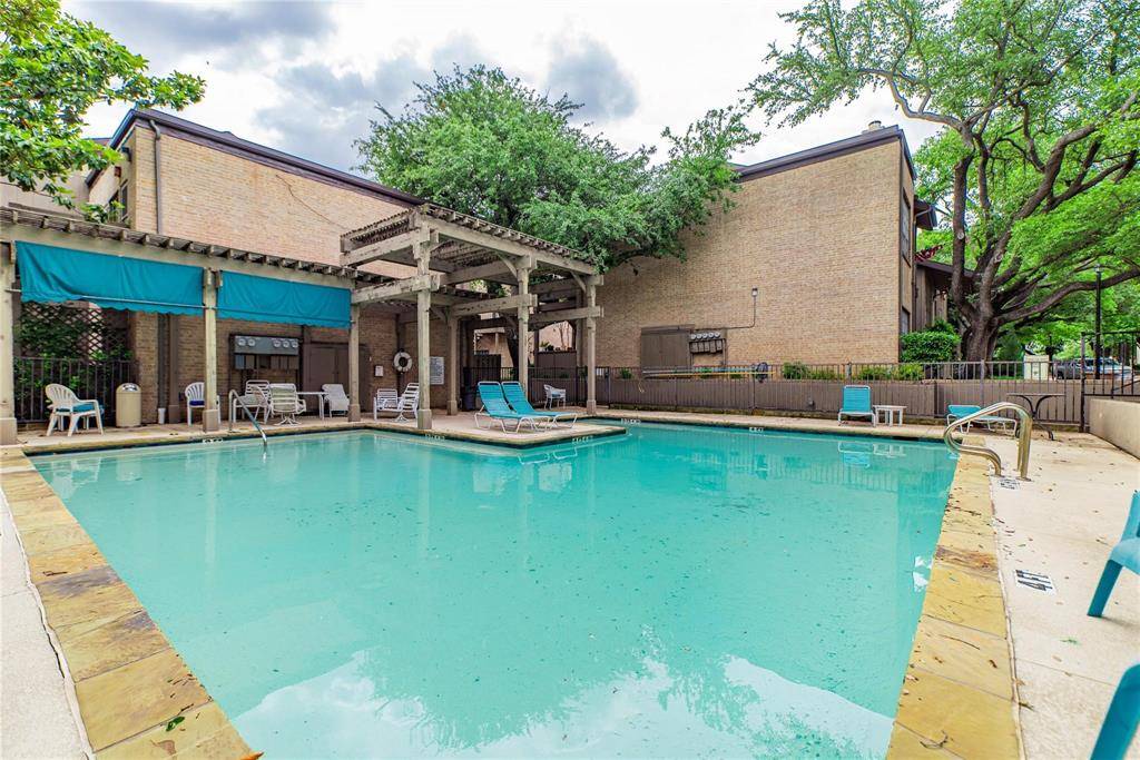 Dallas, TX 75230,10438 High Hollows Drive #245