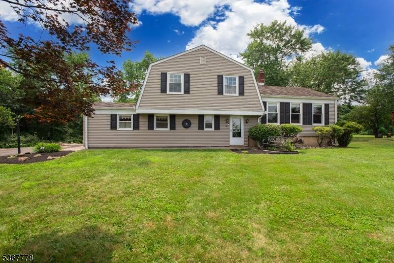 10 Nottingham Way, Hillsborough Twp., NJ 08844