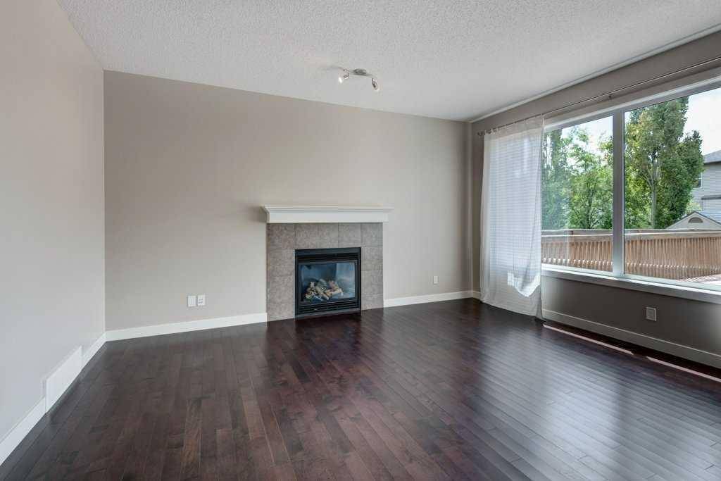 Calgary, AB T3M 0W4,57 Cranford GDNS Southeast