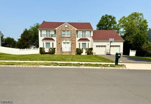 5 Angela Ct, Piscataway Twp., NJ 08854