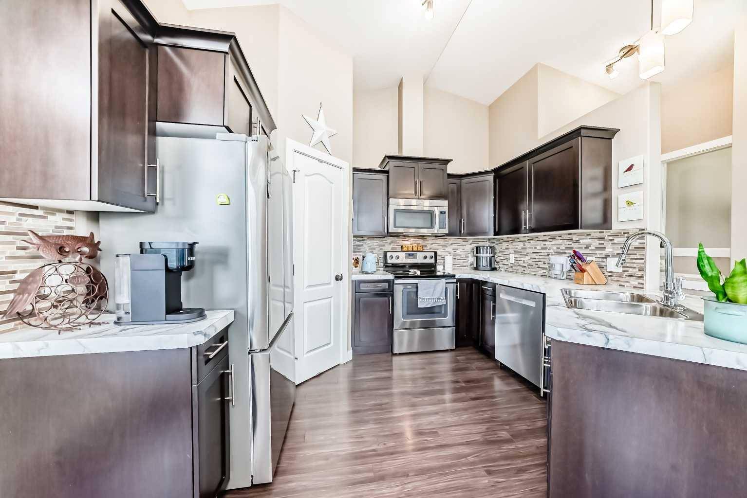 Ponoka, AB T4J 0B2,5811 62 AVE