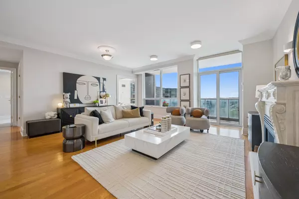 Markham, ON L3R 8A6,33 Cox BLVD #1831