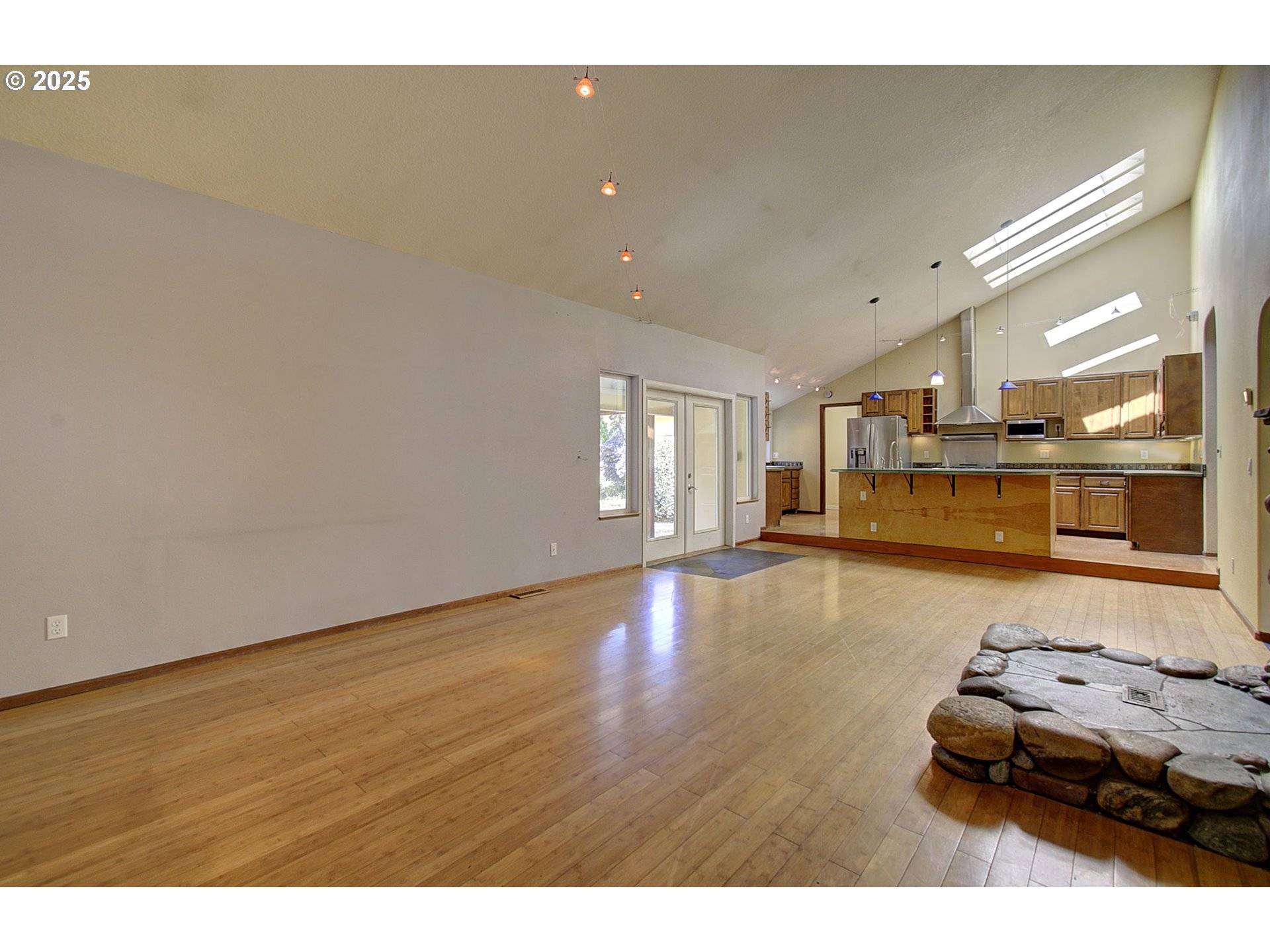 Hillsboro, OR 97124,21378 NW BENDEMEER RD