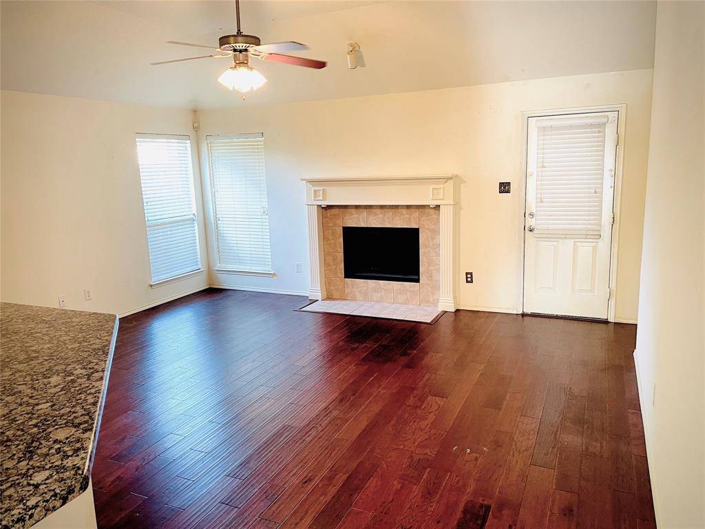 Dallas, TX 75237,2926 Cowboy Drive
