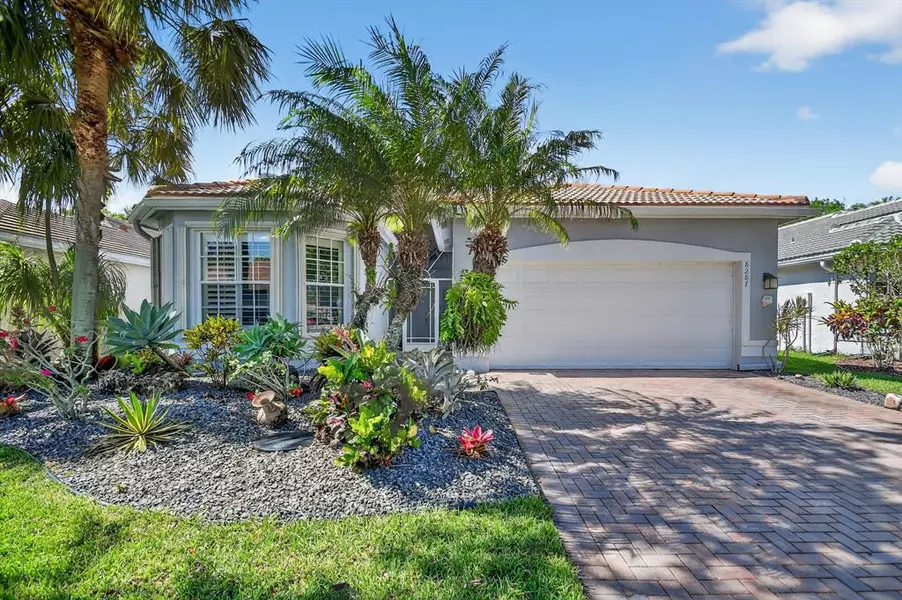 8287 Playa Del Sur Blvd, Lake Worth, FL 33467