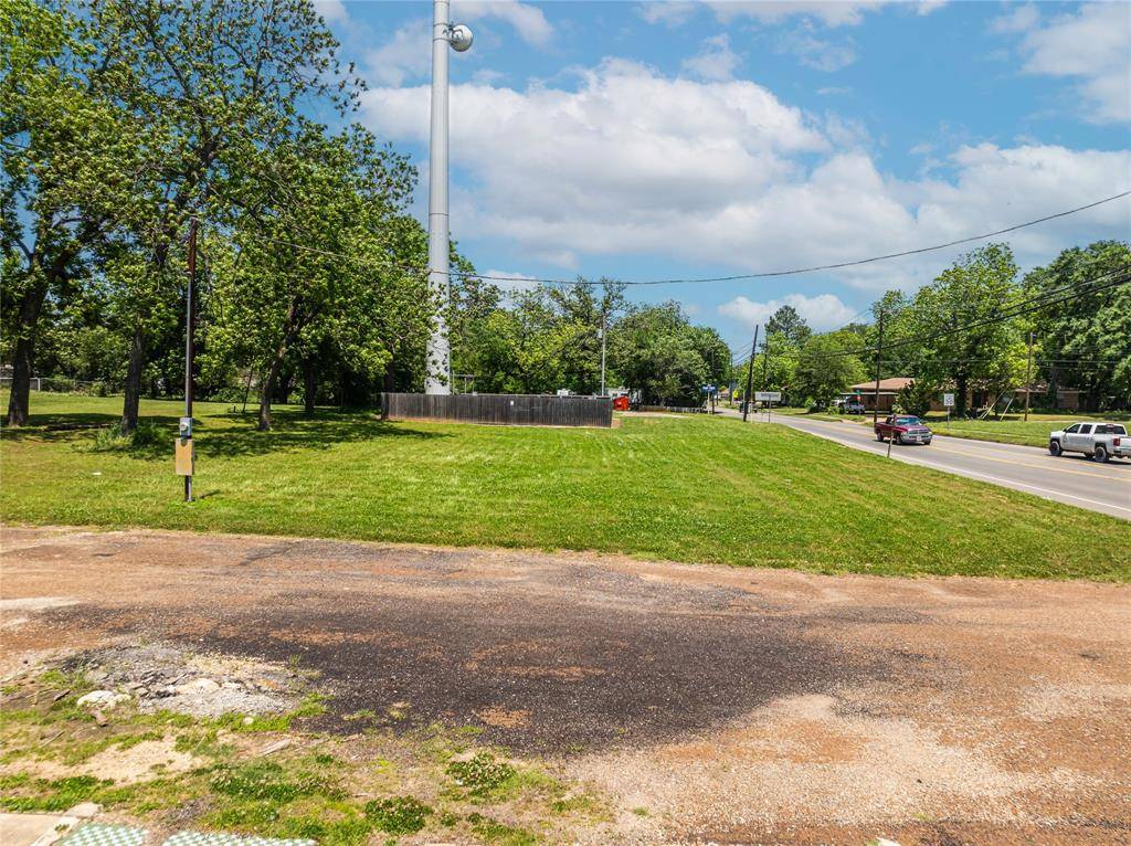 Paris, TX 75460,1902 Bonham Street