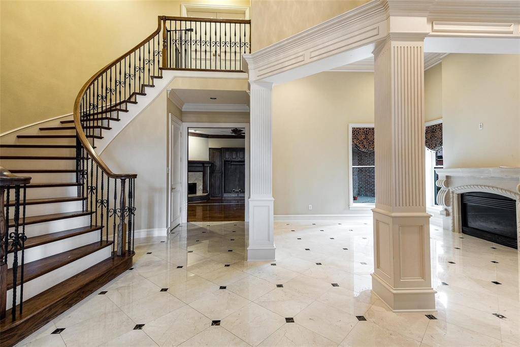 Plano, TX 75093,5933 King William Drive