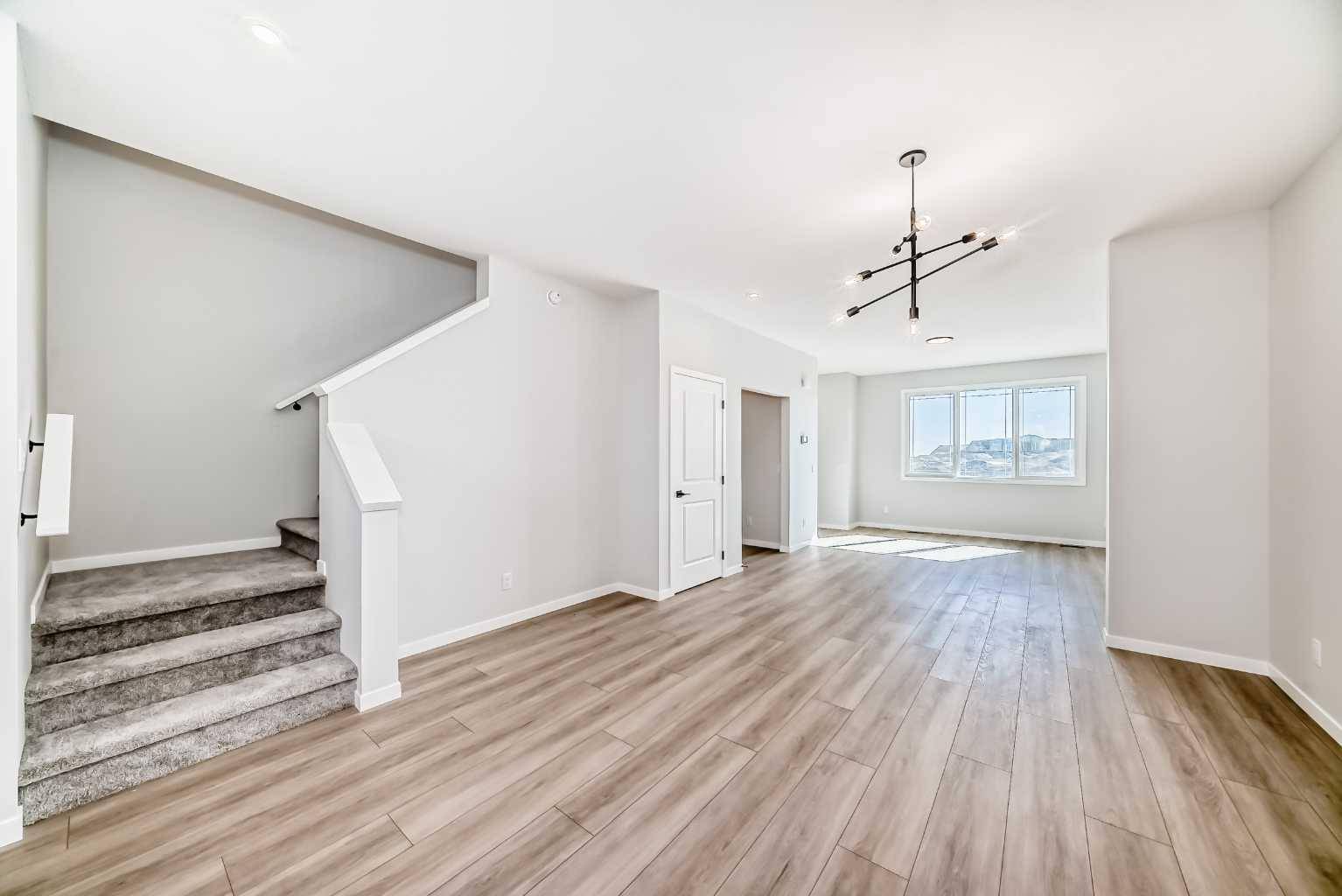 Calgary, AB T3P 2E1,603 Lucas BLVD Northwest